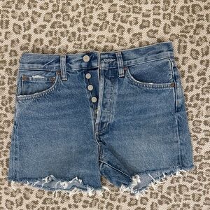 Agolde. Parker long short loose fit vintage. New with tags. Size 25.